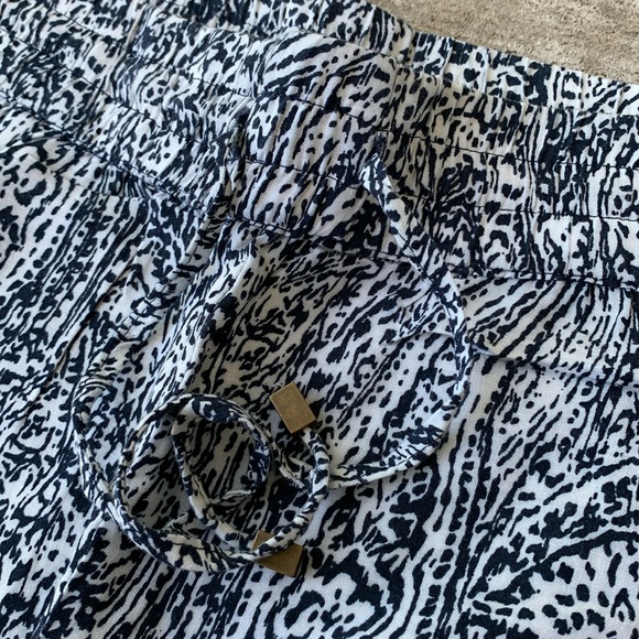 Rose & Thyme Boho Wide Leg Pants - Picture 4 of 13